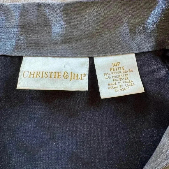 Christie & Jill Silver Petite Button Up Holiday Blouse Size 14P Fold Cuff Sleeve - Picture 3 of 3